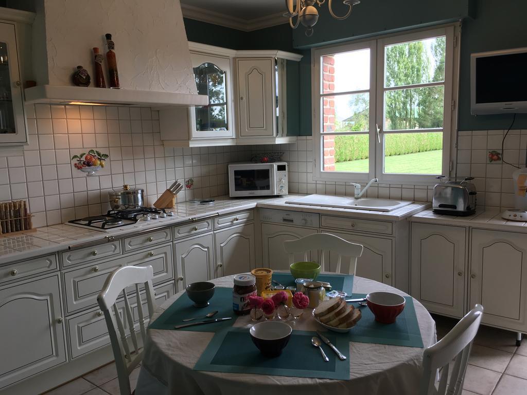 La Maison D'Eliane Aire-sur-la-Lys Esterno foto